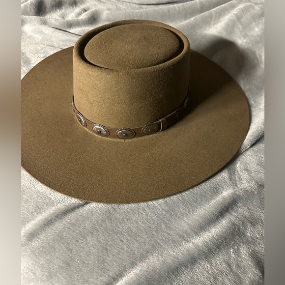 Brown Wide-Brimmed Hat with Concho Band - Picture 2 of 5